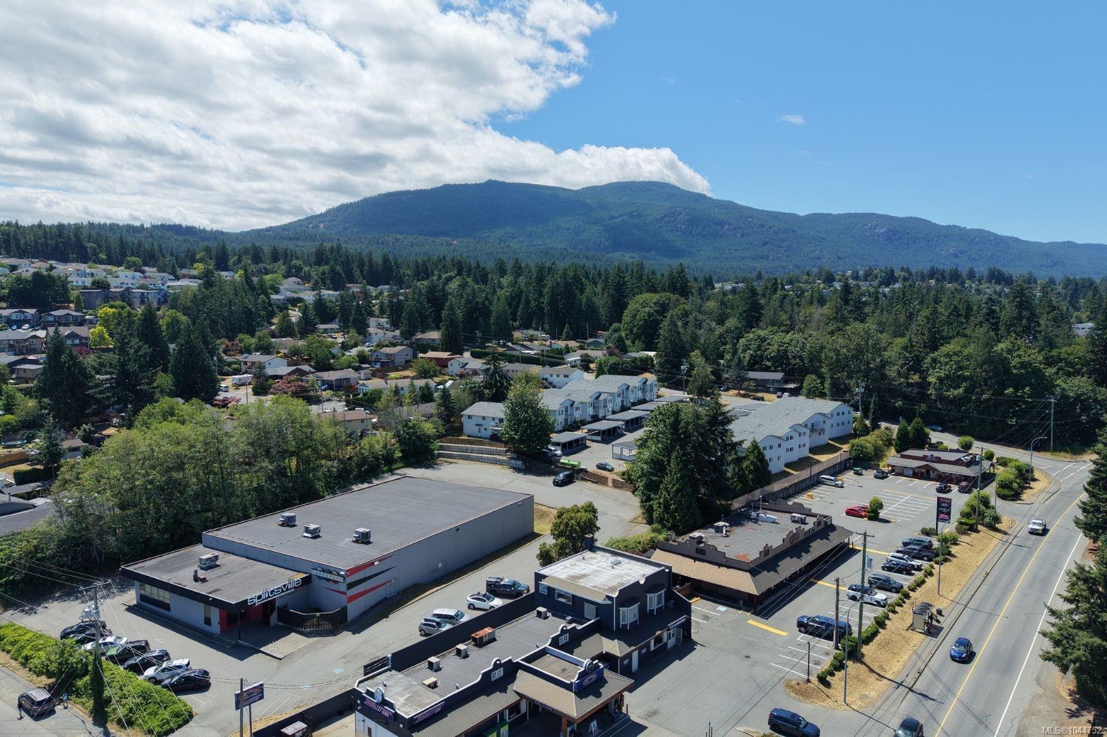 #200-2190 Jingle Pot Rd, Nanaimo, BC