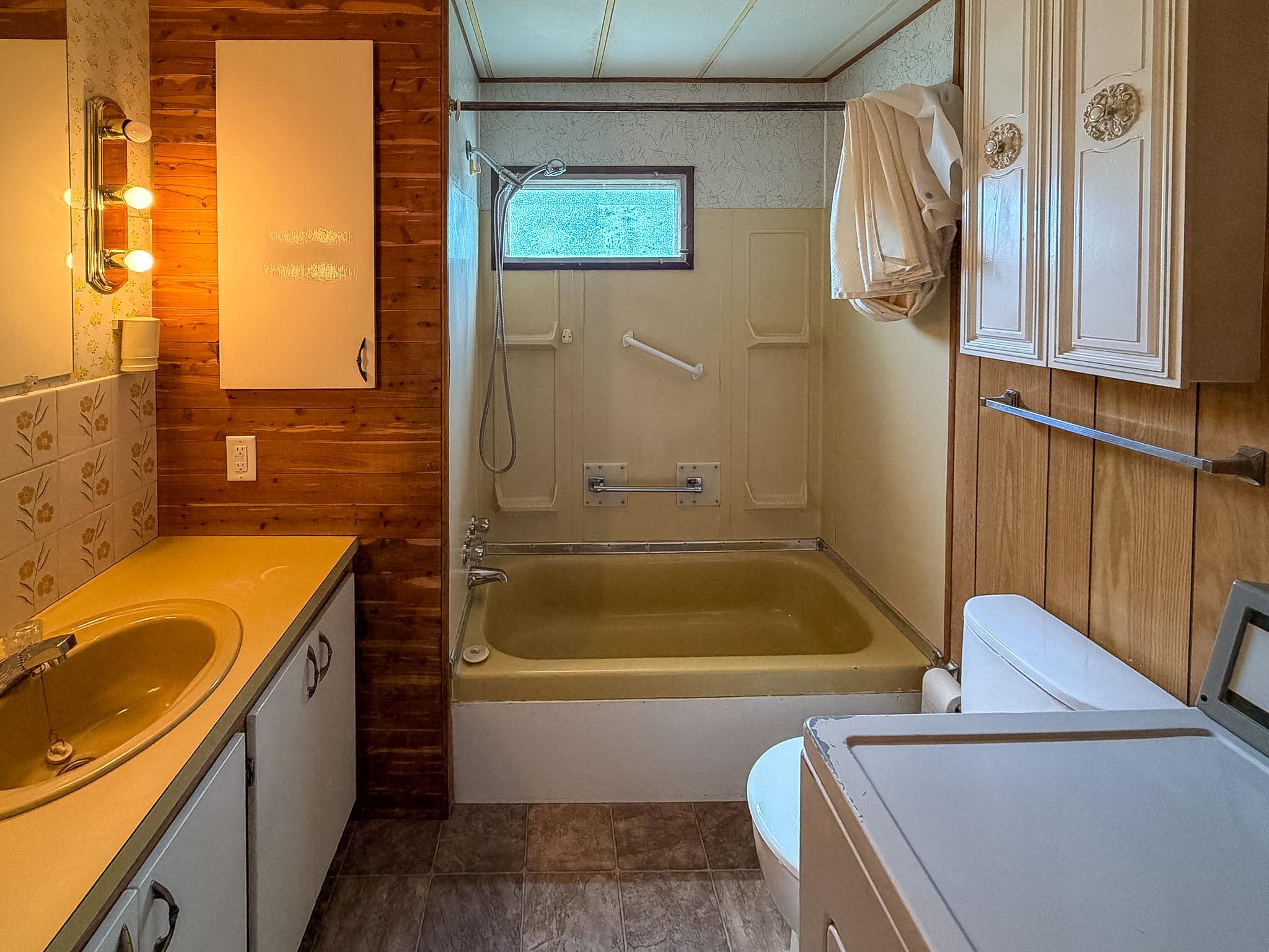1A-9904 74Th Avenue, Osoyoos, BC
