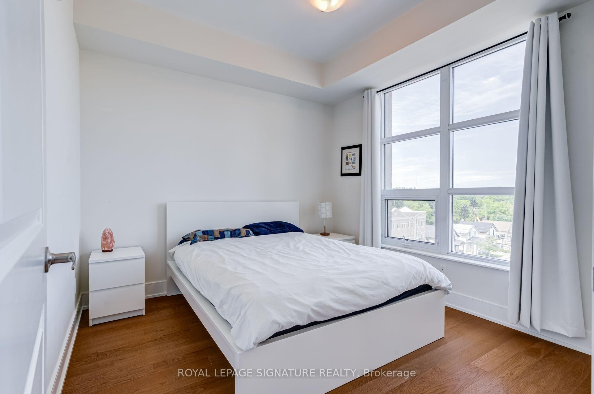 506-144 Park Street, Waterloo, ON - Indoor Photo Showing Bedroom