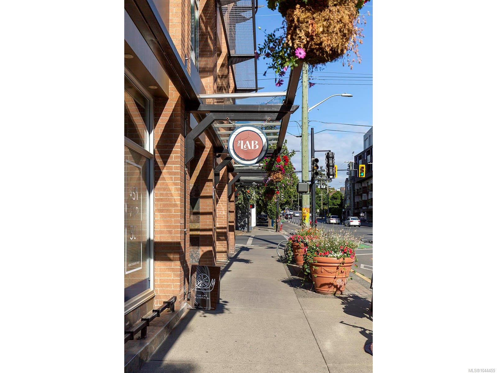 #502-1033 Cook St, Victoria, BC - Photo Showing Other Room