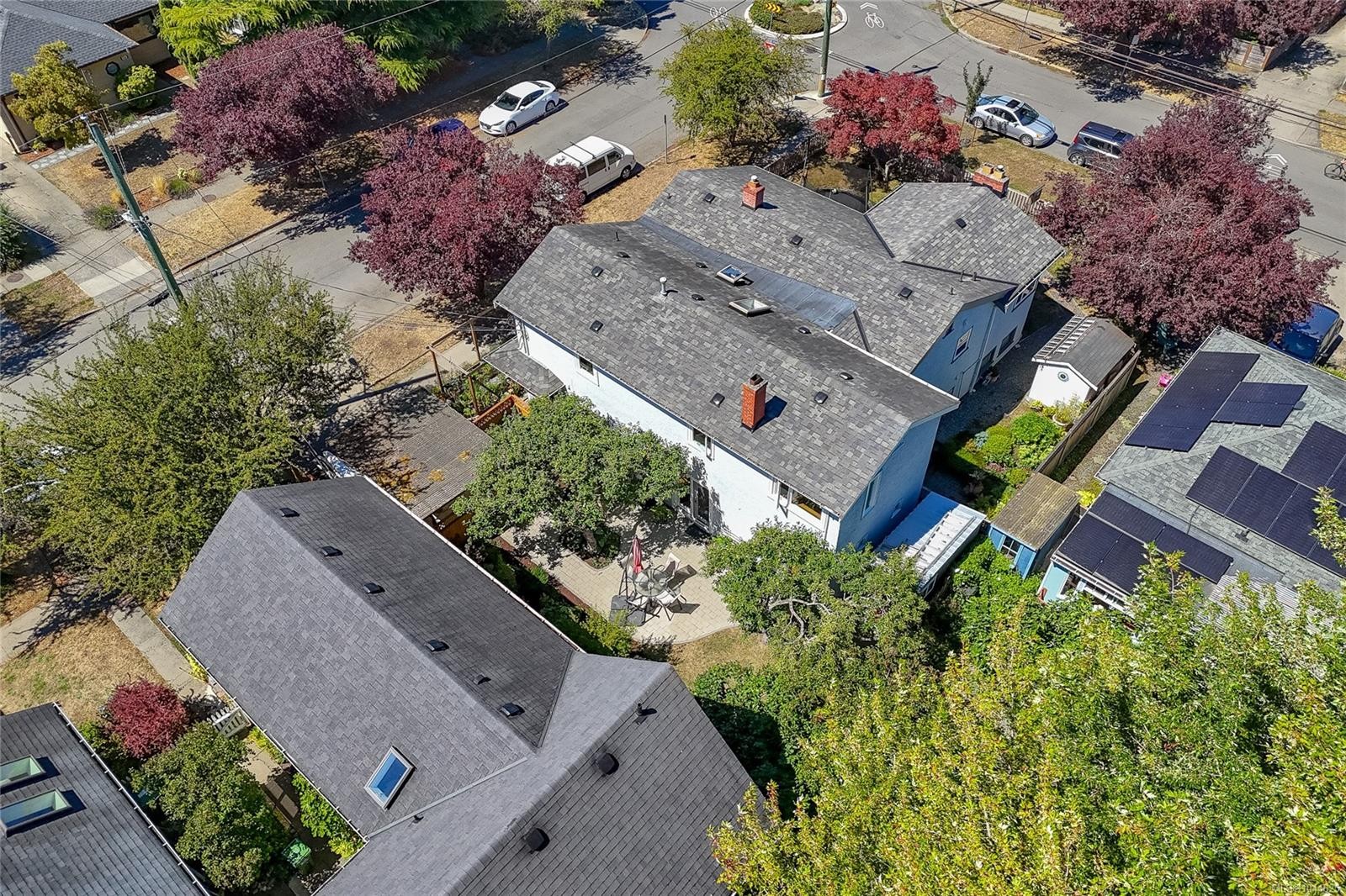 #B-1601 Haultain St, Victoria, BC - Outdoor With View