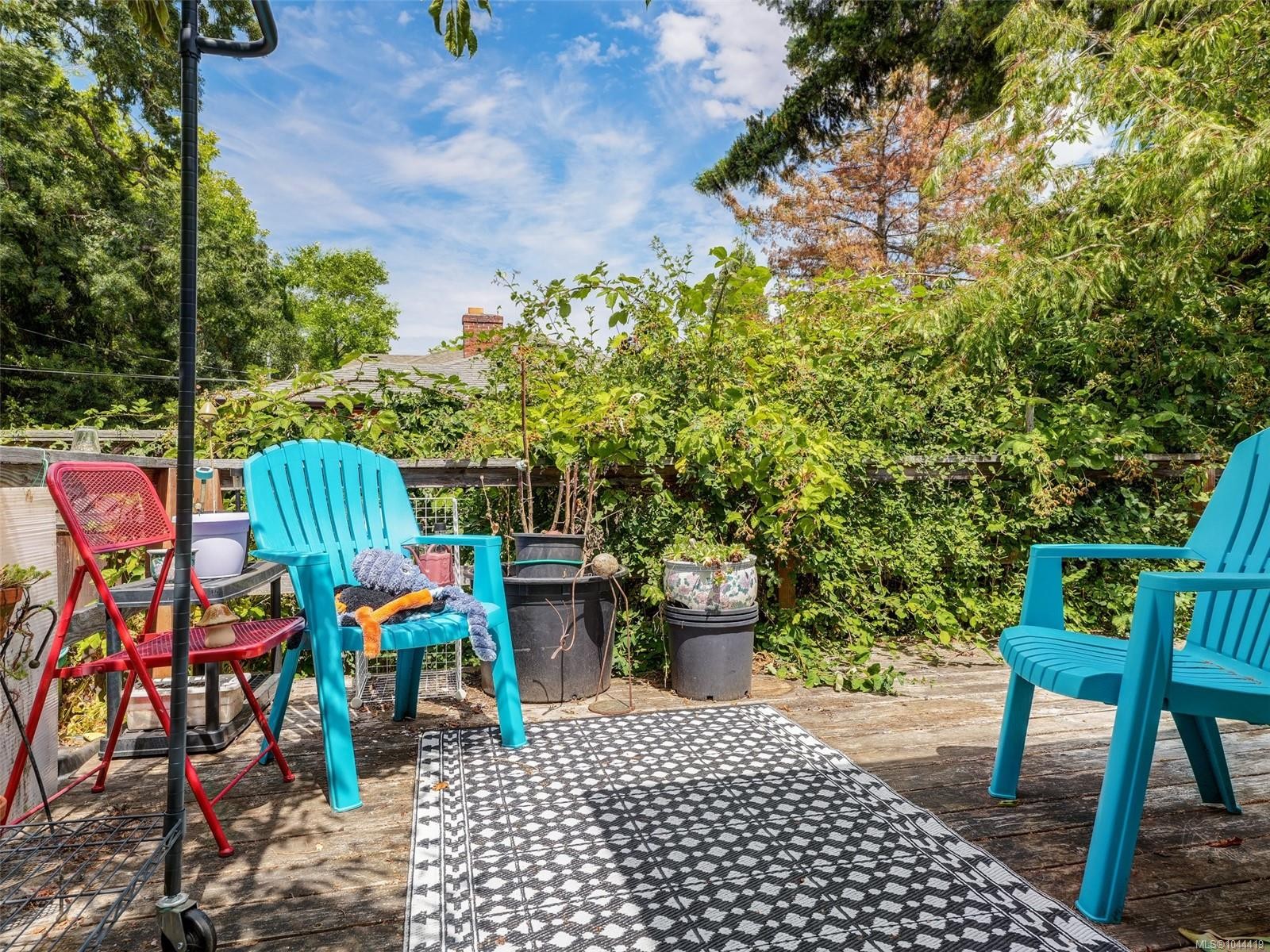 2607 Shelbourne St, Victoria, BC