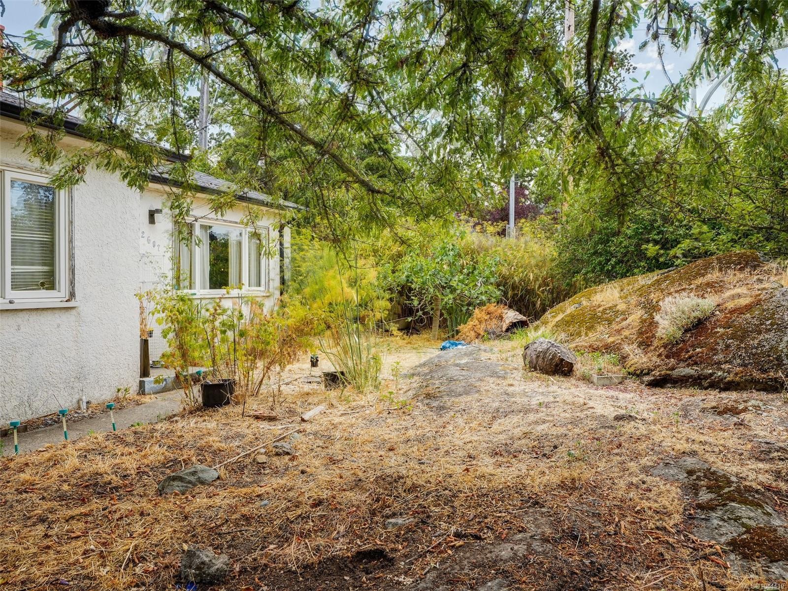 2607 Shelbourne St, Victoria, BC