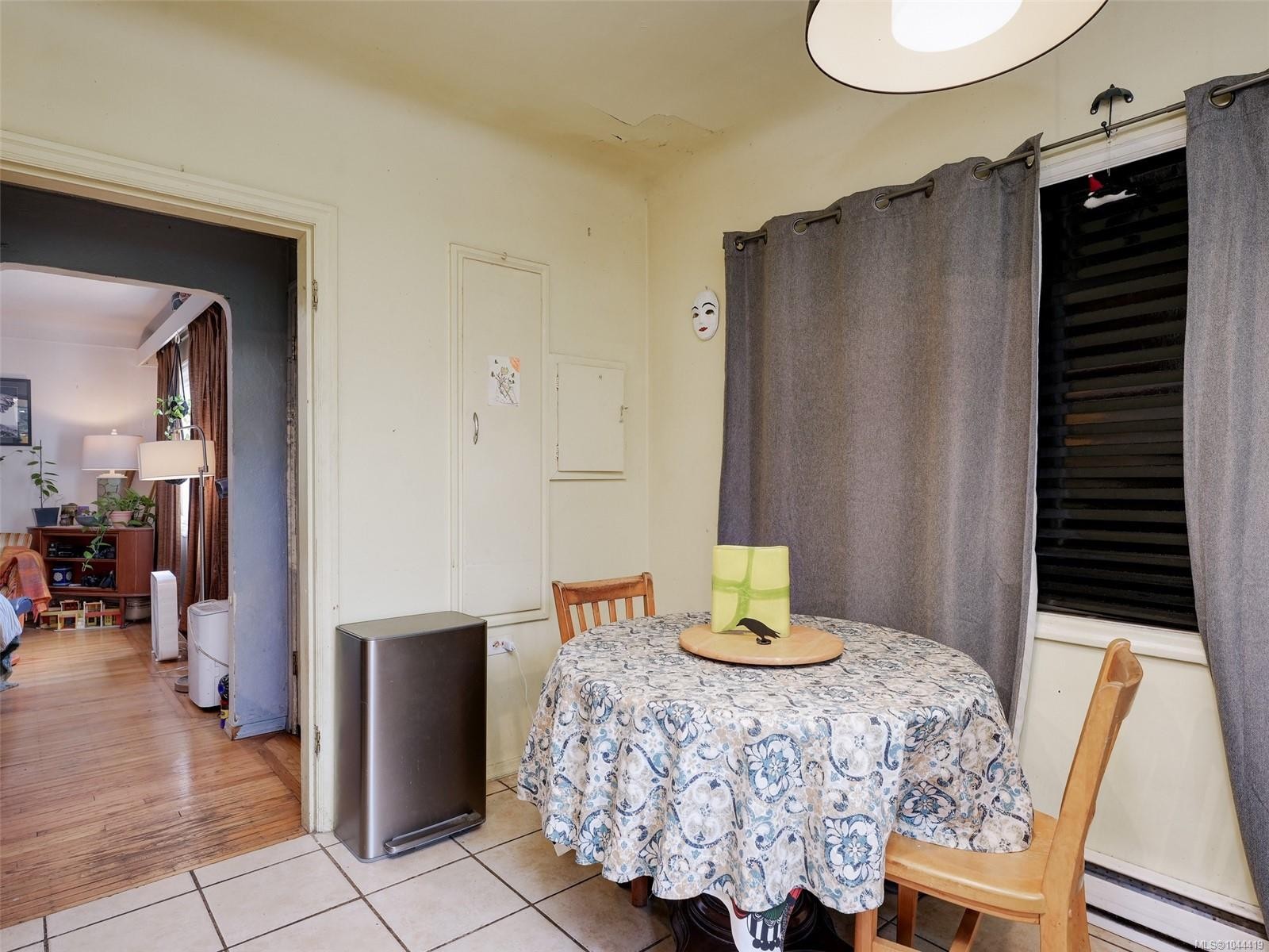 2607 Shelbourne St, Victoria, BC