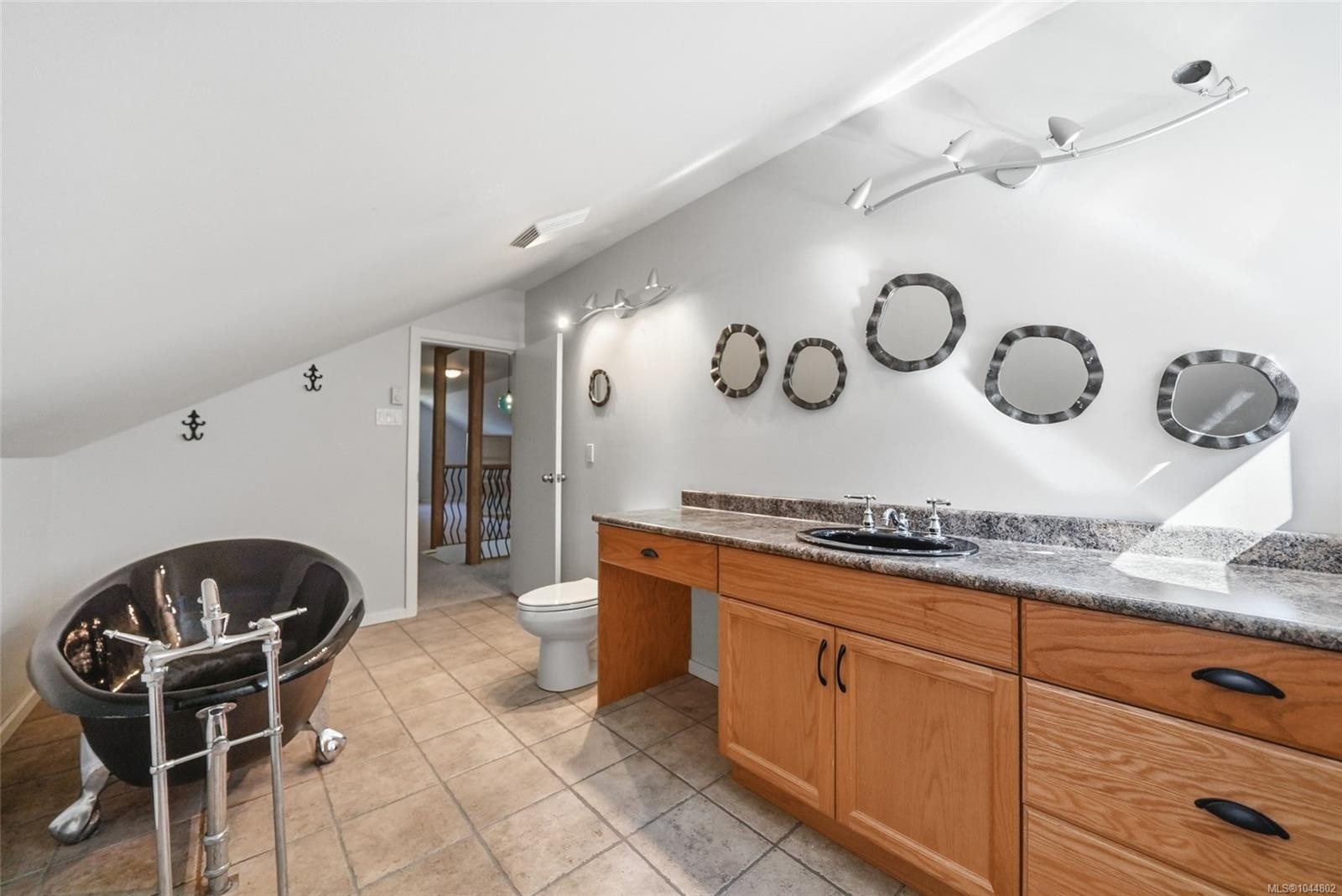 3970 Bovanis Rd, Bowser, BC