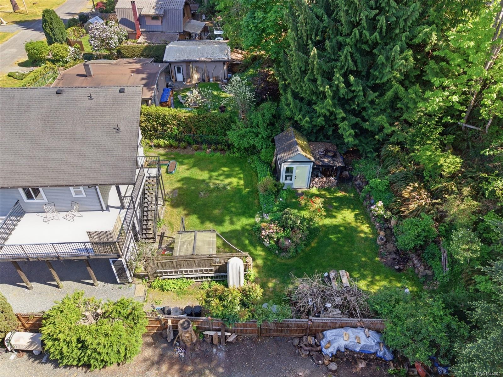 3970 Bovanis Rd, Bowser, BC