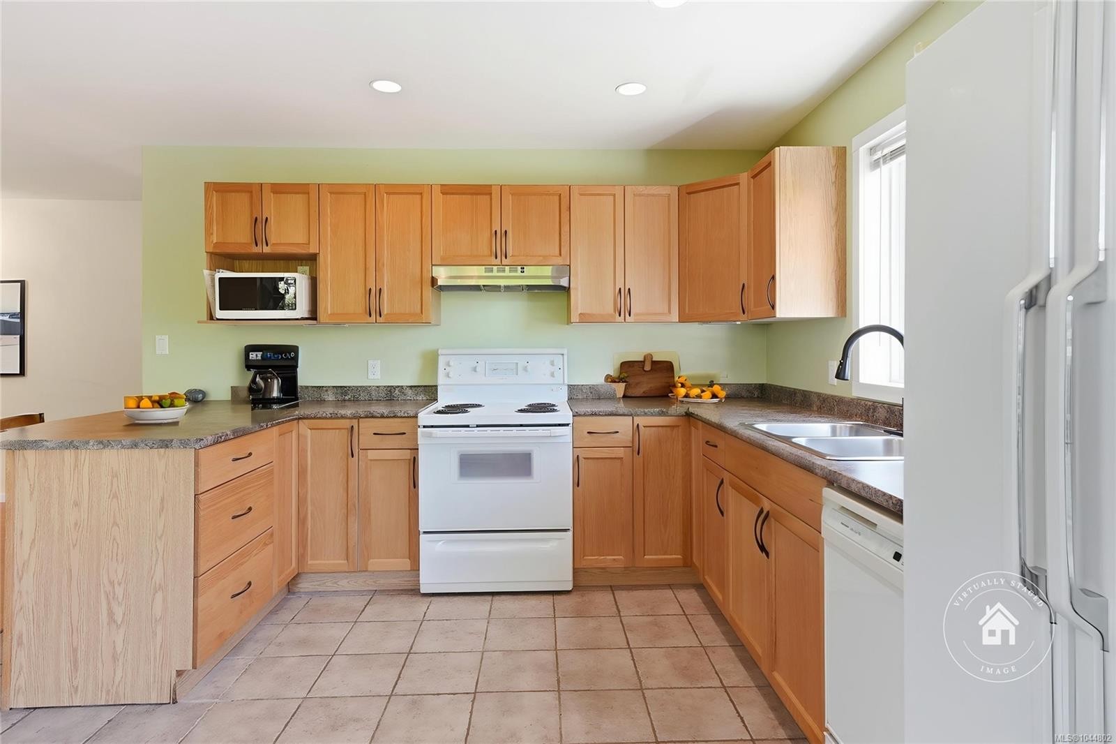 3970 Bovanis Rd, Bowser, BC