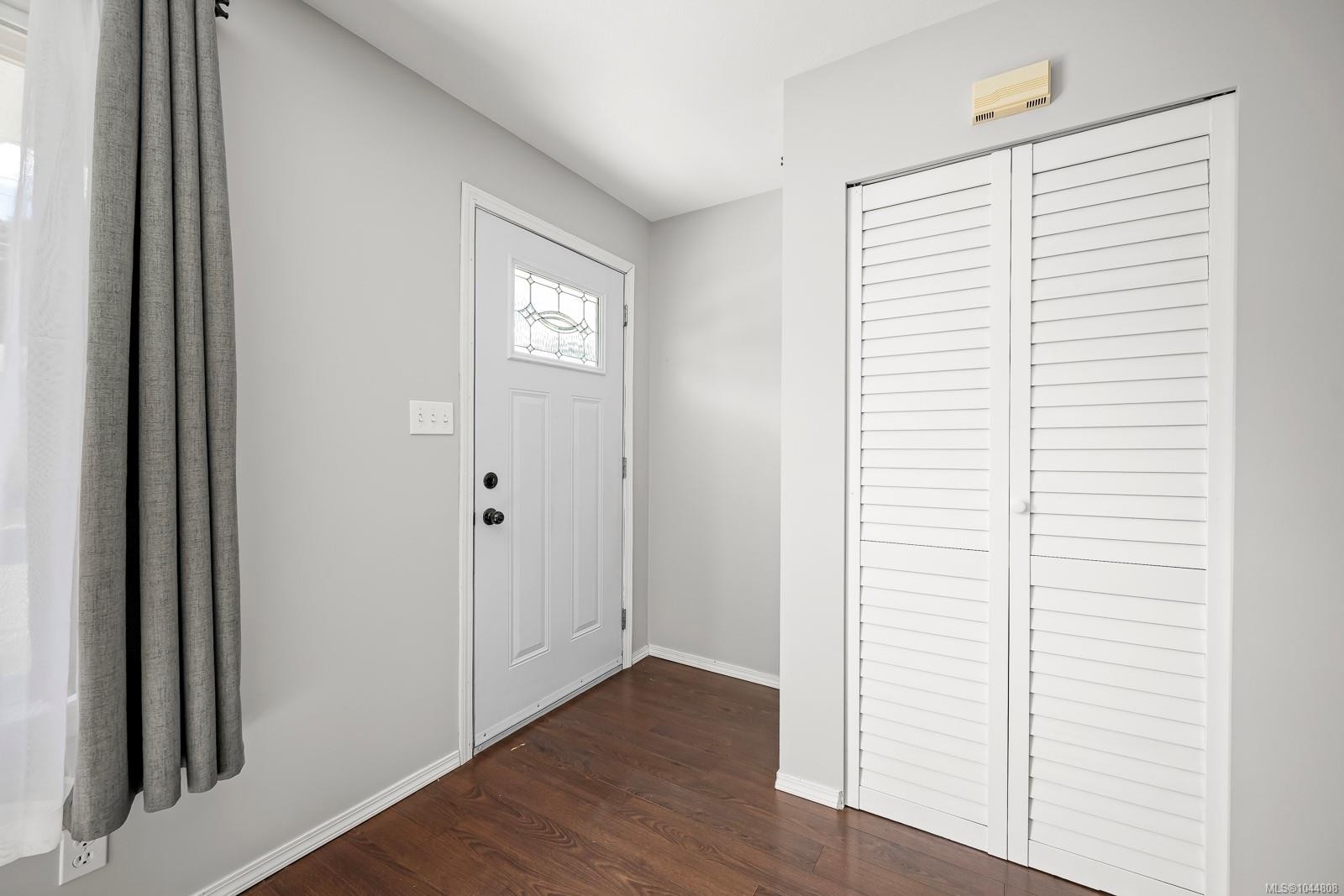 #B-2221 Embleton Cres, Courtenay, BC - Indoor Photo Showing Other Room