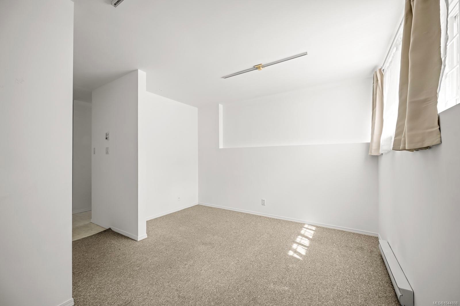 #B-2221 Embleton Cres, Courtenay, BC - Indoor