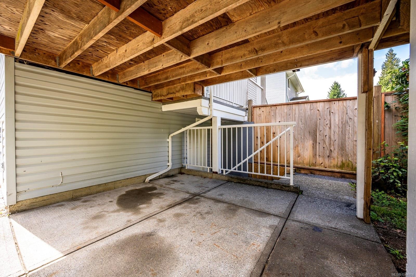#B-2221 Embleton Cres, Courtenay, BC - Outdoor With Exterior