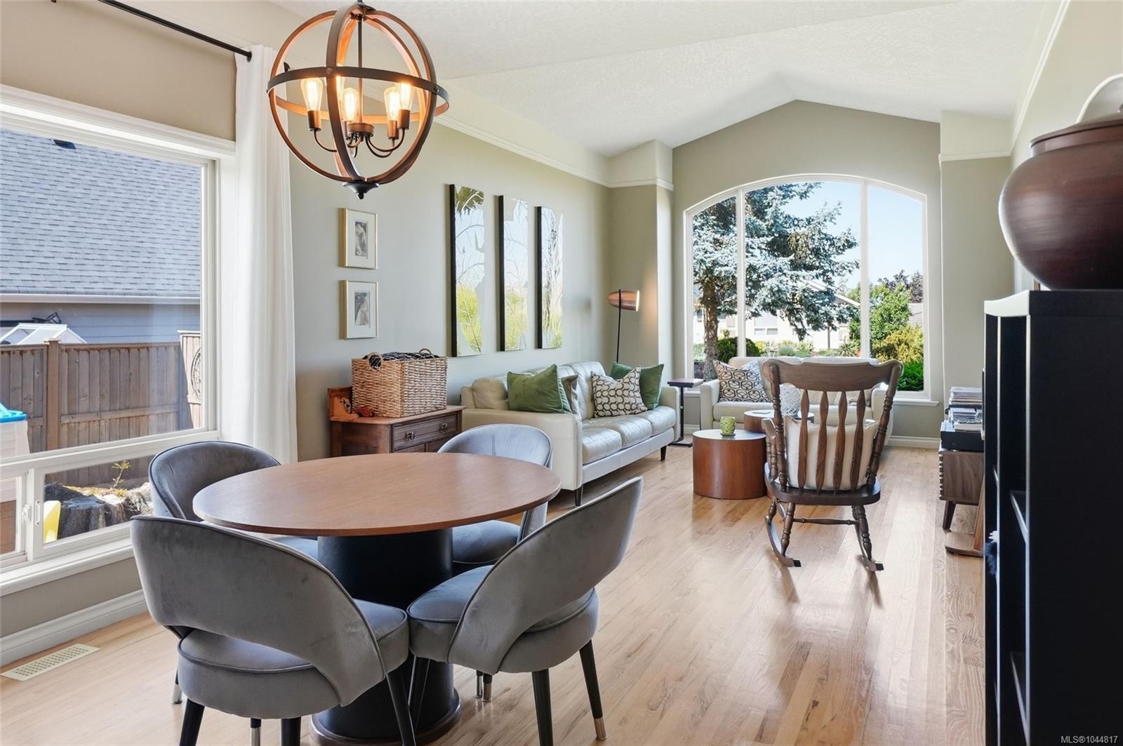 1096 Aery View Way, Parksville, BC