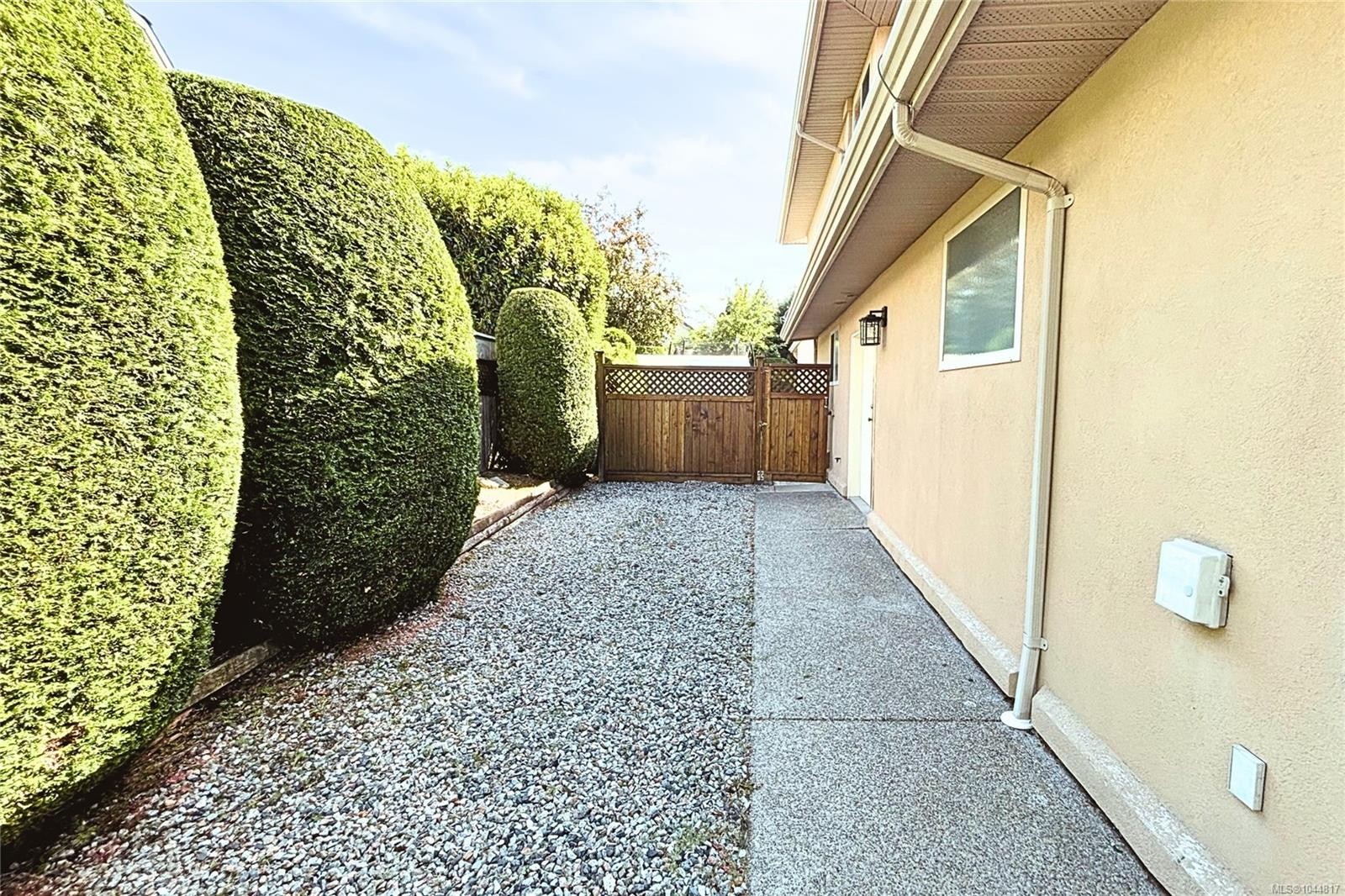 1096 Aery View Way, Parksville, BC