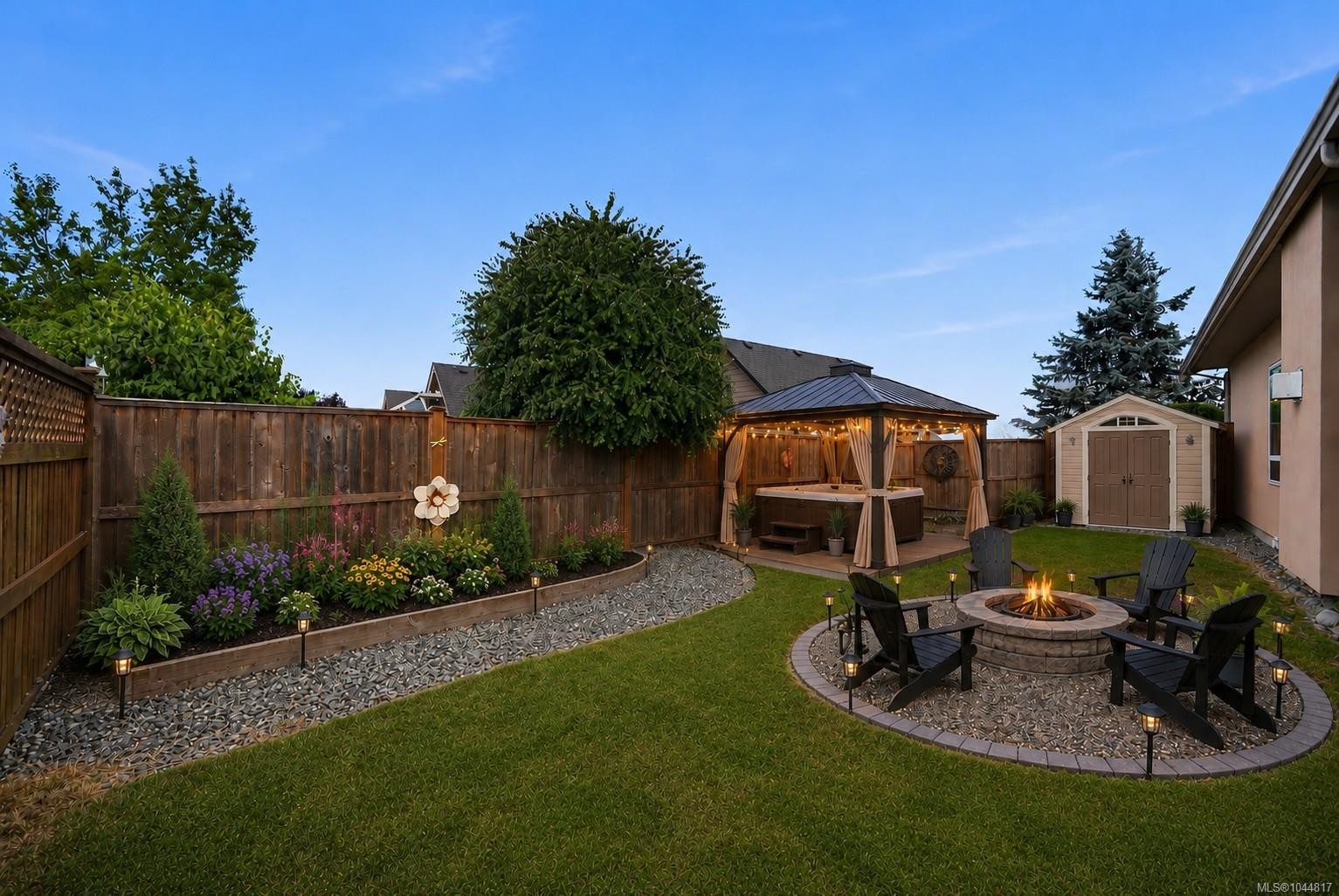 1096 Aery View Way, Parksville, BC