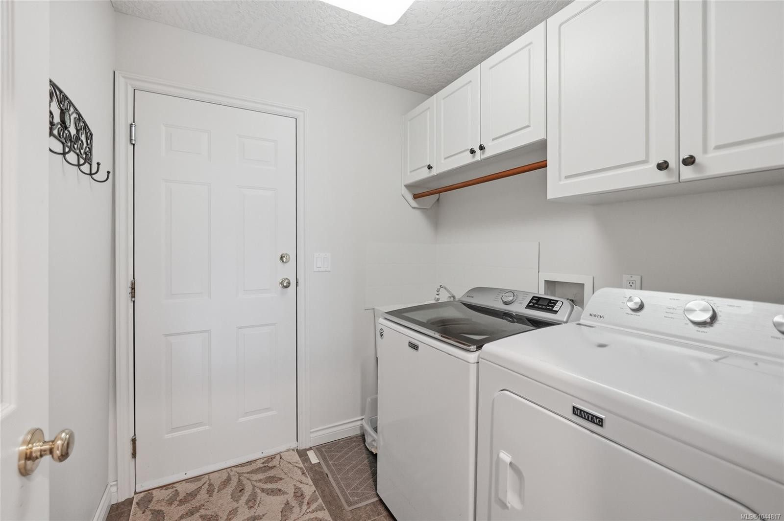1096 Aery View Way, Parksville, BC