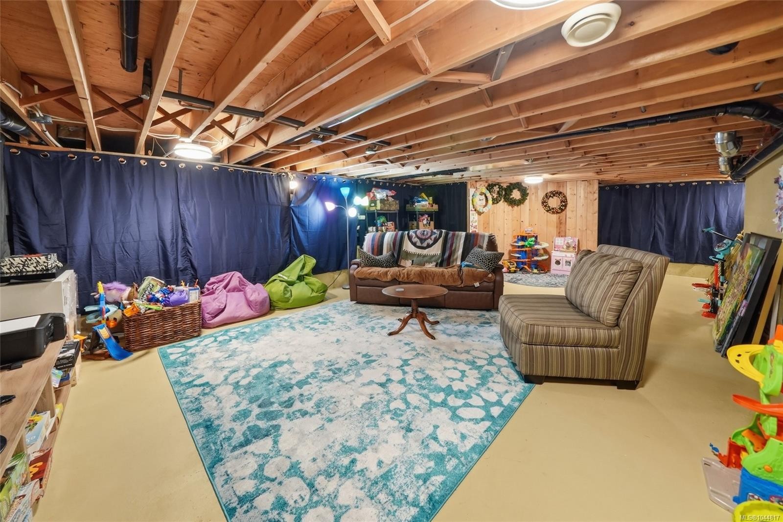 1096 Aery View Way, Parksville, BC