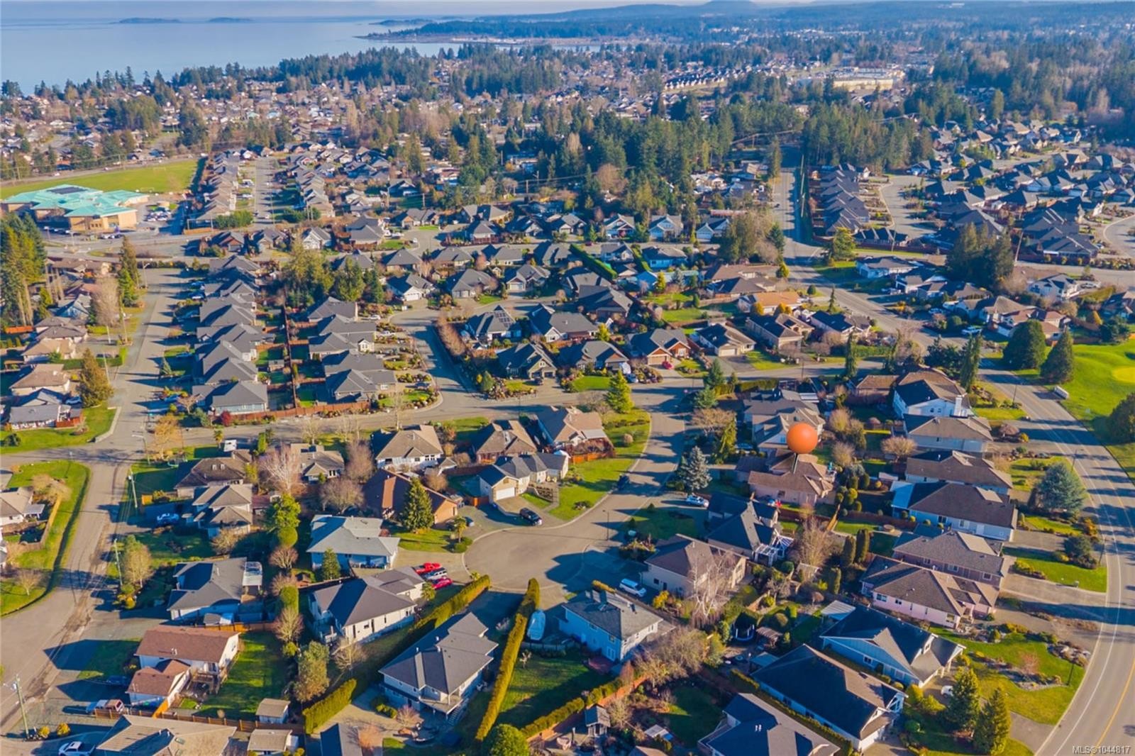 1096 Aery View Way, Parksville, BC