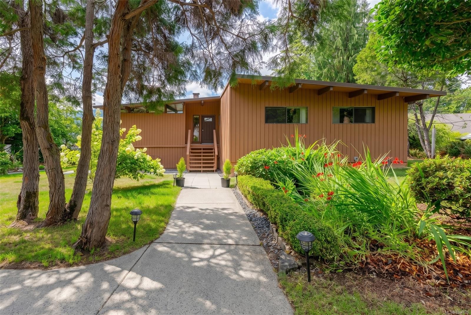 8935 Faber Rd, Port Alberni, BC
