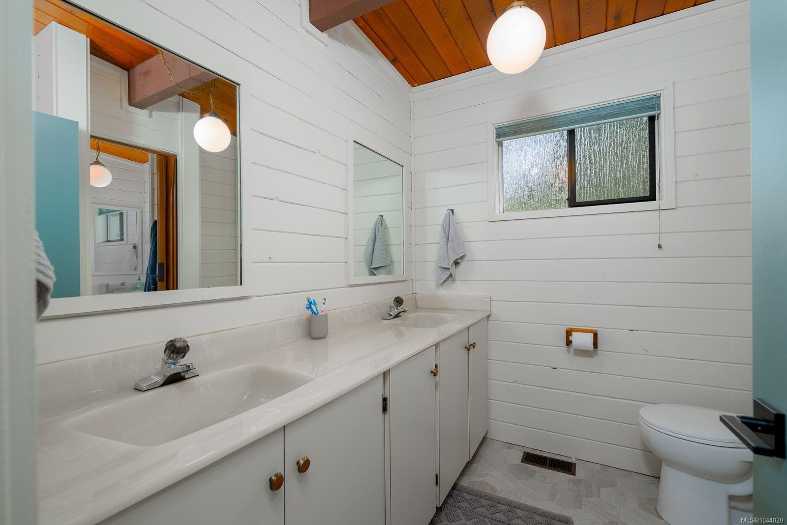 8935 Faber Rd, Port Alberni, BC