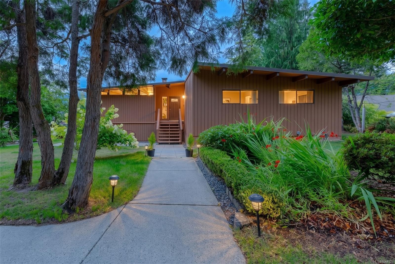8935 Faber Rd, Port Alberni, BC