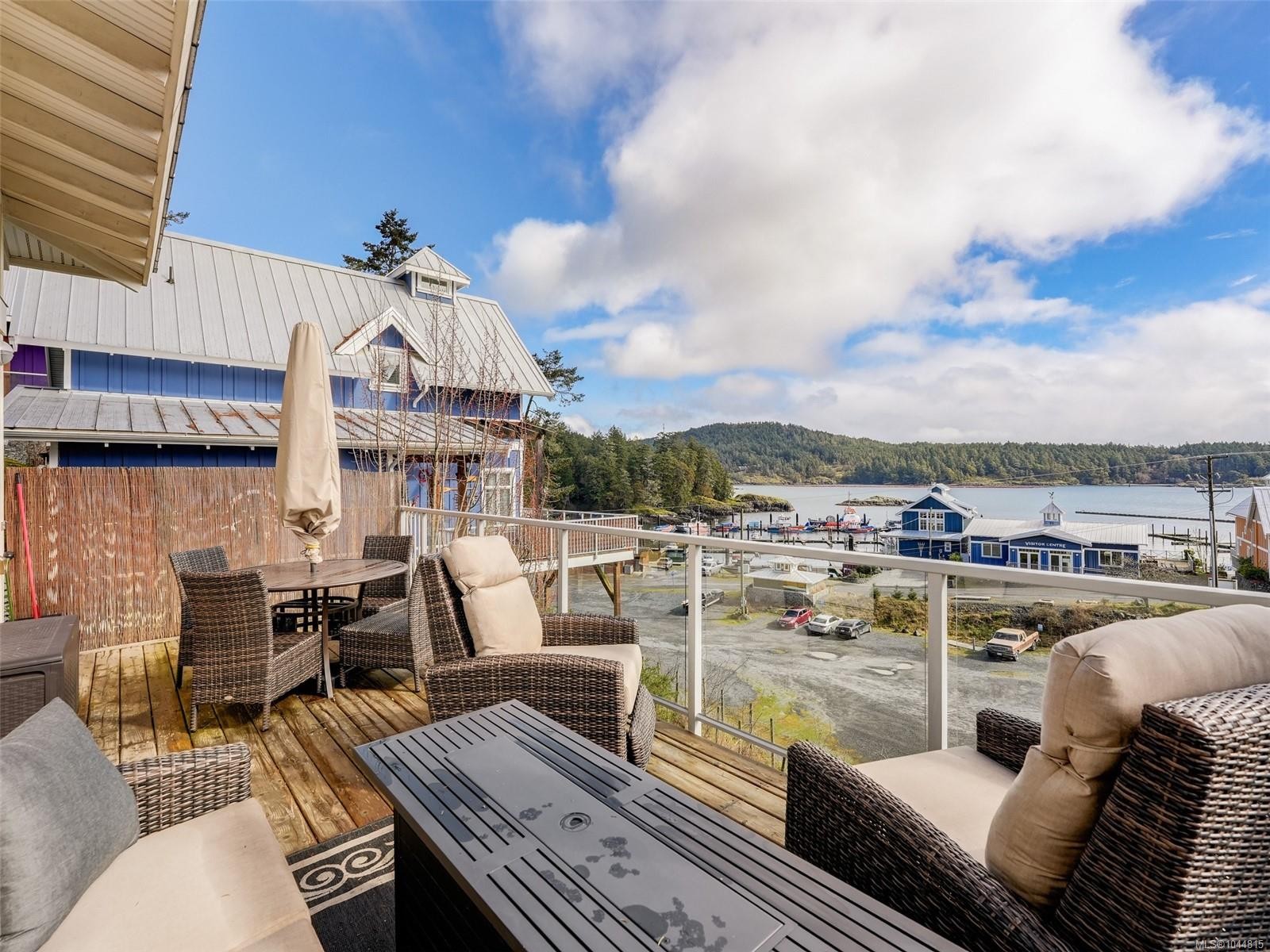125 Hilltop Cres, Sooke, BC
