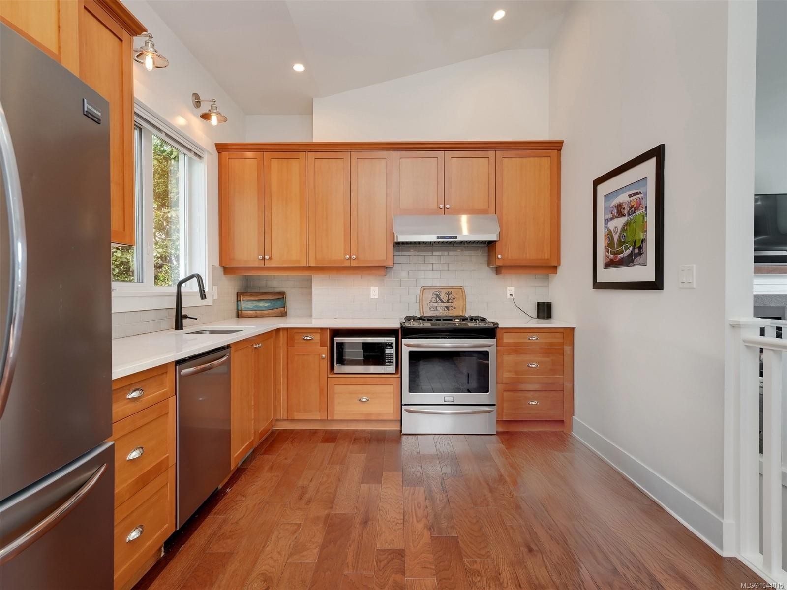 125 Hilltop Cres, Sooke, BC