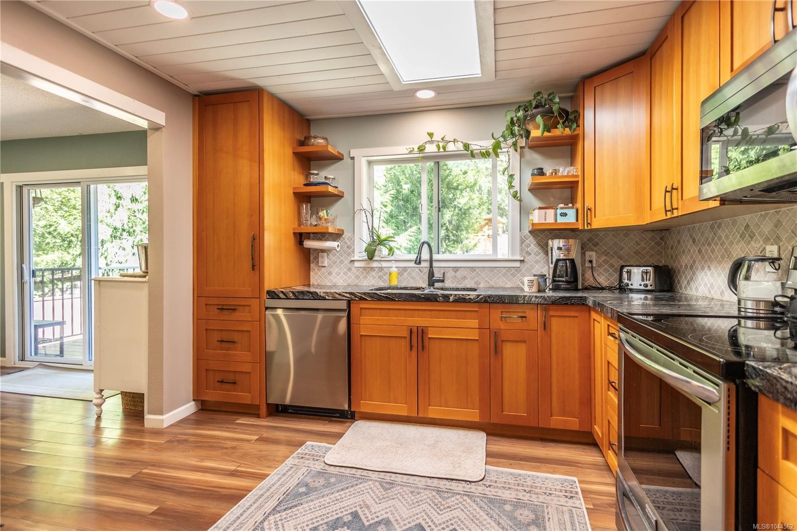 1841 Radway Rd, Shawnigan Lake, BC
