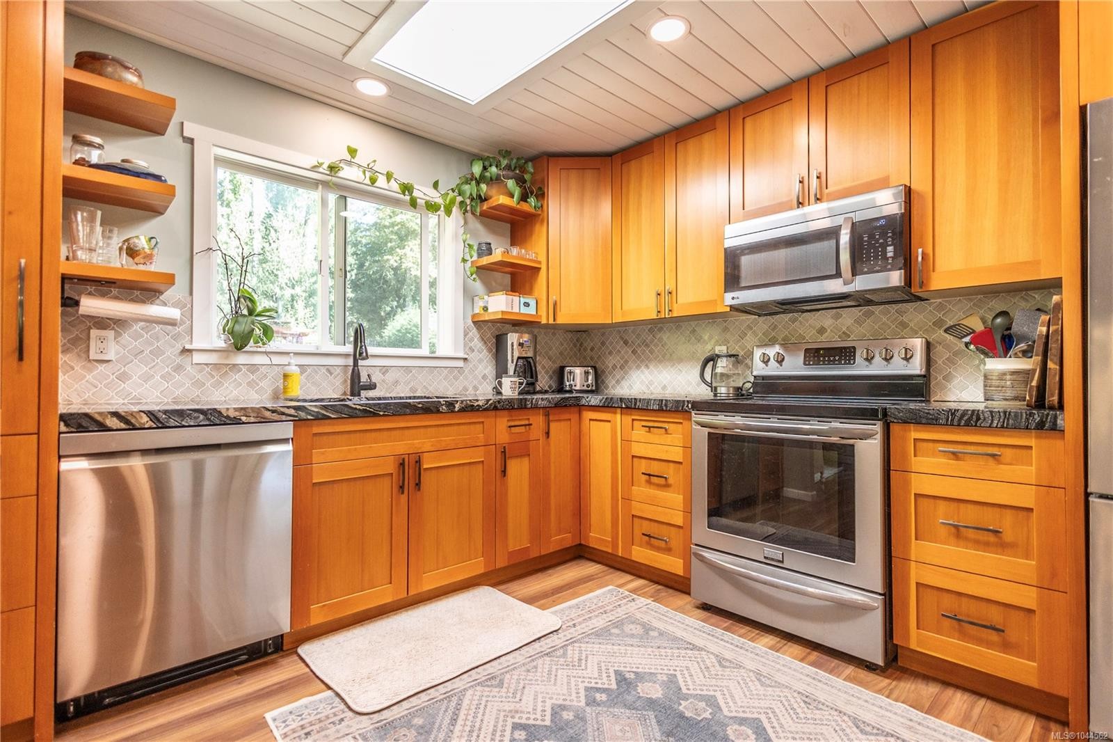 1841 Radway Rd, Shawnigan Lake, BC