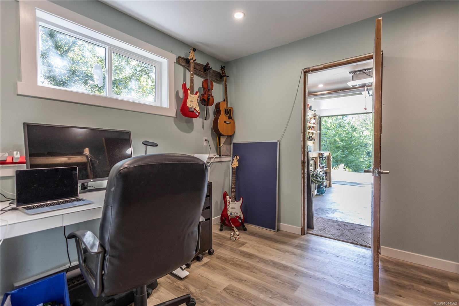 1841 Radway Rd, Shawnigan Lake, BC