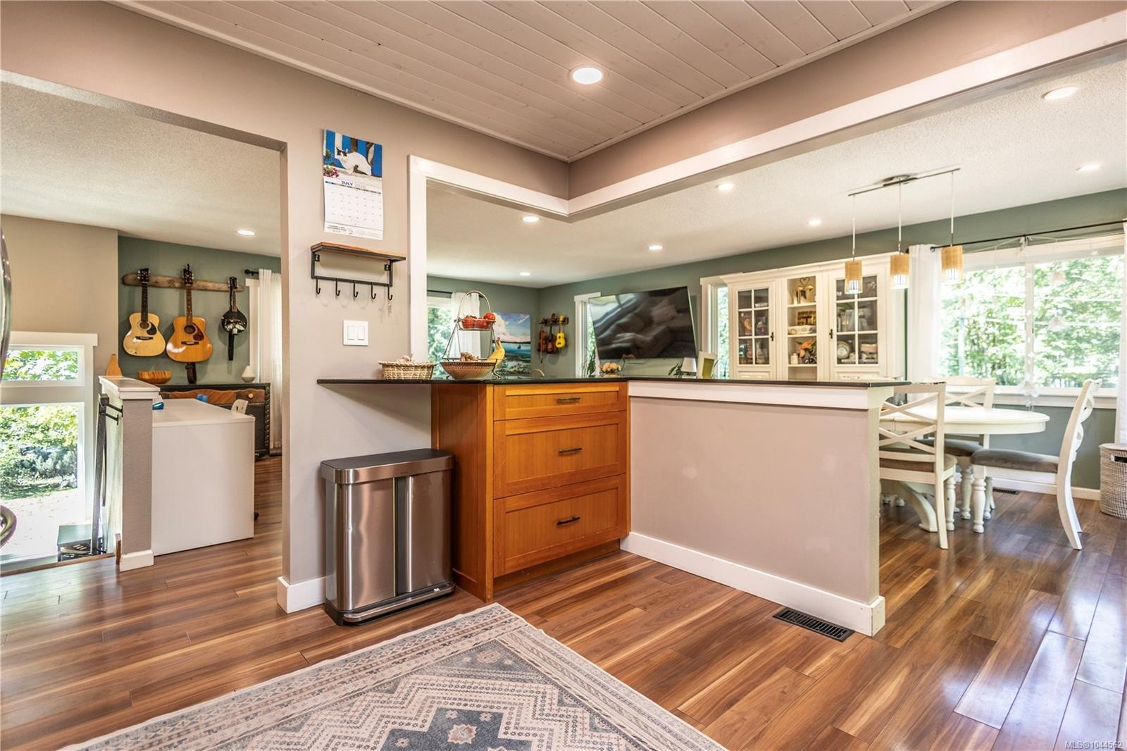 1841 Radway Rd, Shawnigan Lake, BC