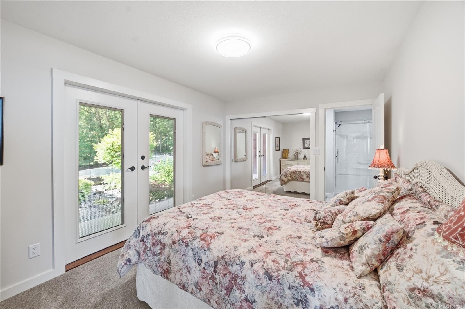 8485 Lisa Lane, Lantzville, BC