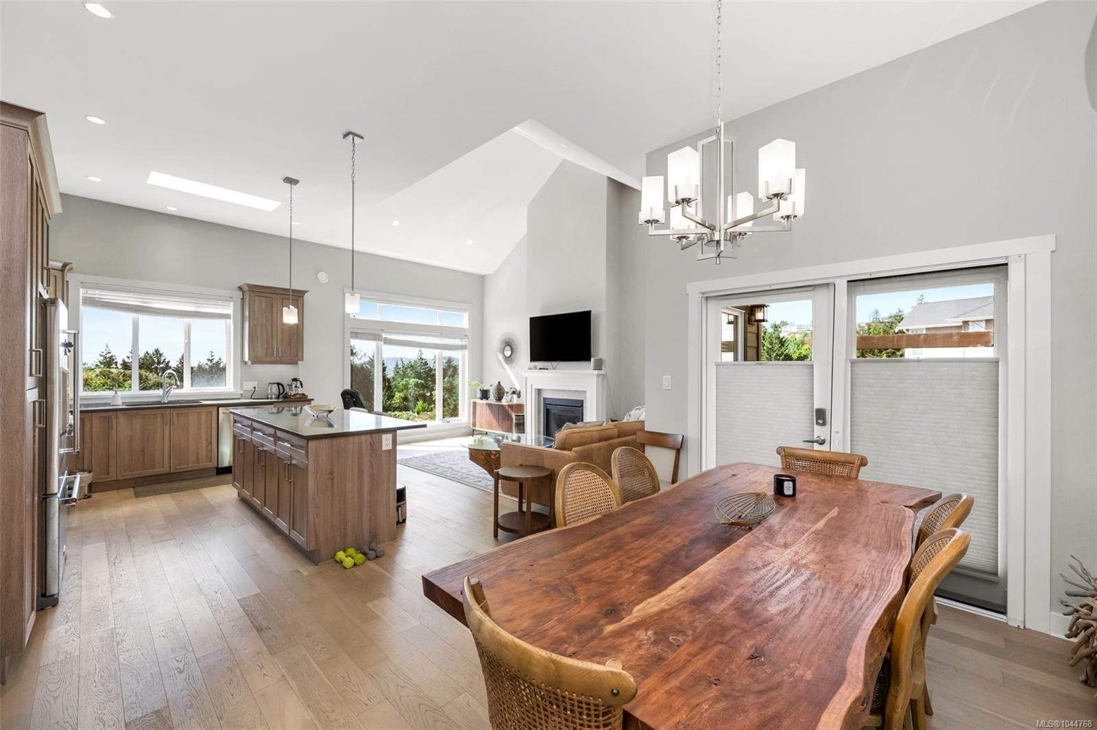 2423 Echo Valley Dr, Langford, BC