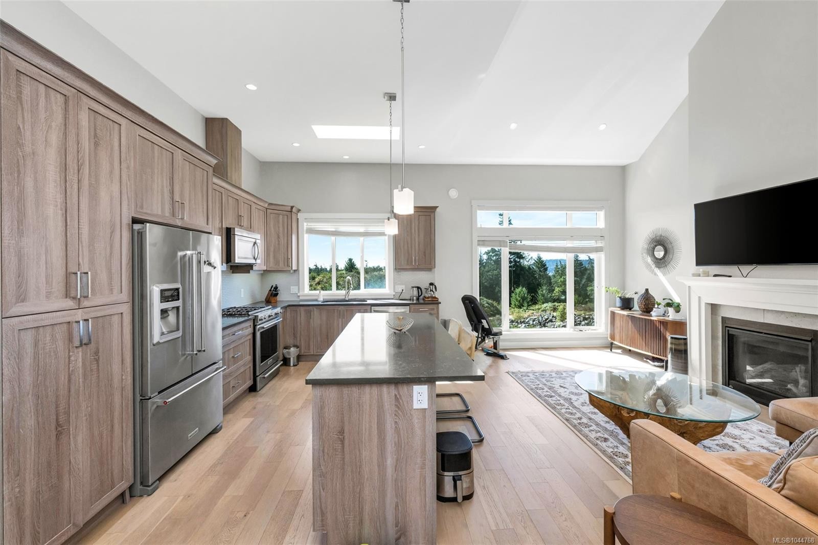 2423 Echo Valley Dr, Langford, BC