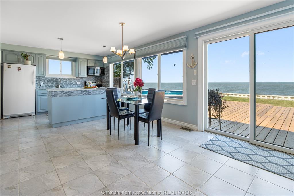 95 Island Crescent, Lighthouse Cove, ON - Indoor Photo Showing Other Room