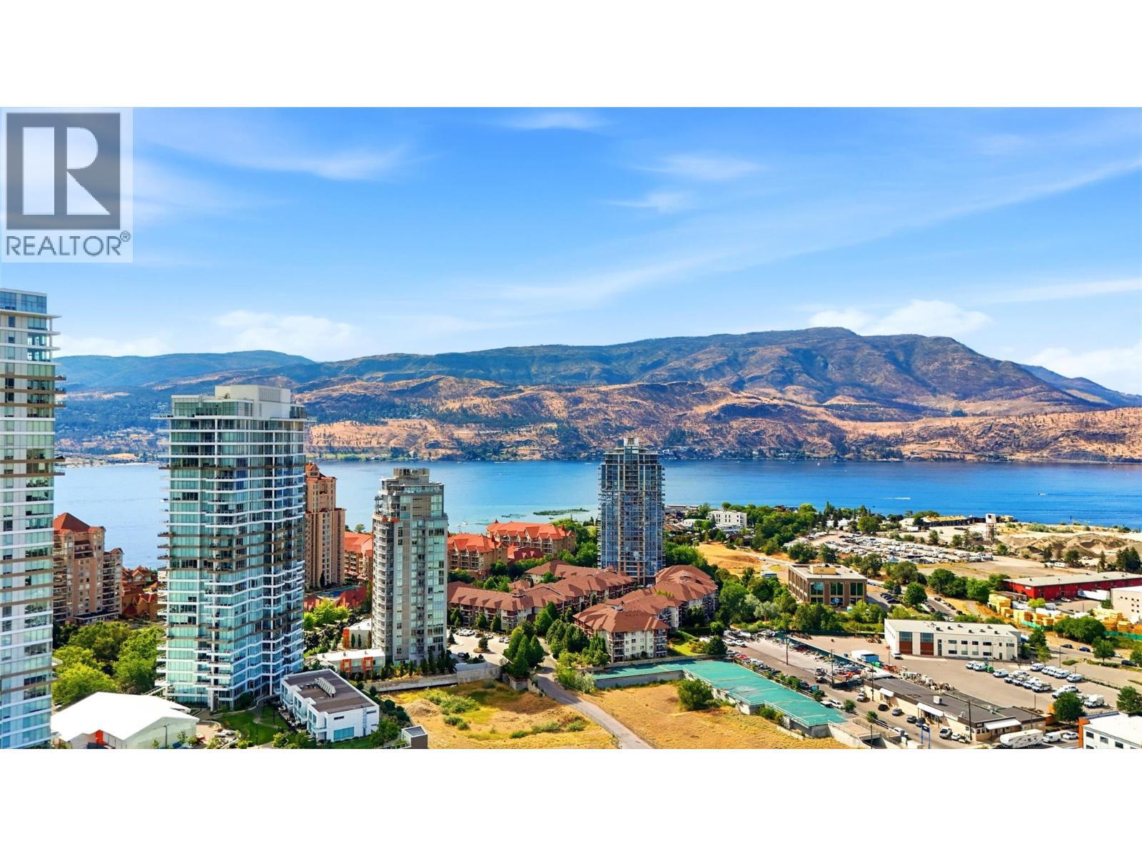 623 Clement Avenue, Kelowna, BC - Outdoor With Body Of Water With View