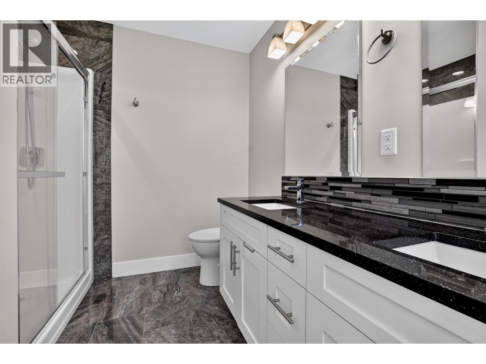 1218 Orizaba Court, Prince George, BC - Indoor Photo Showing Bathroom