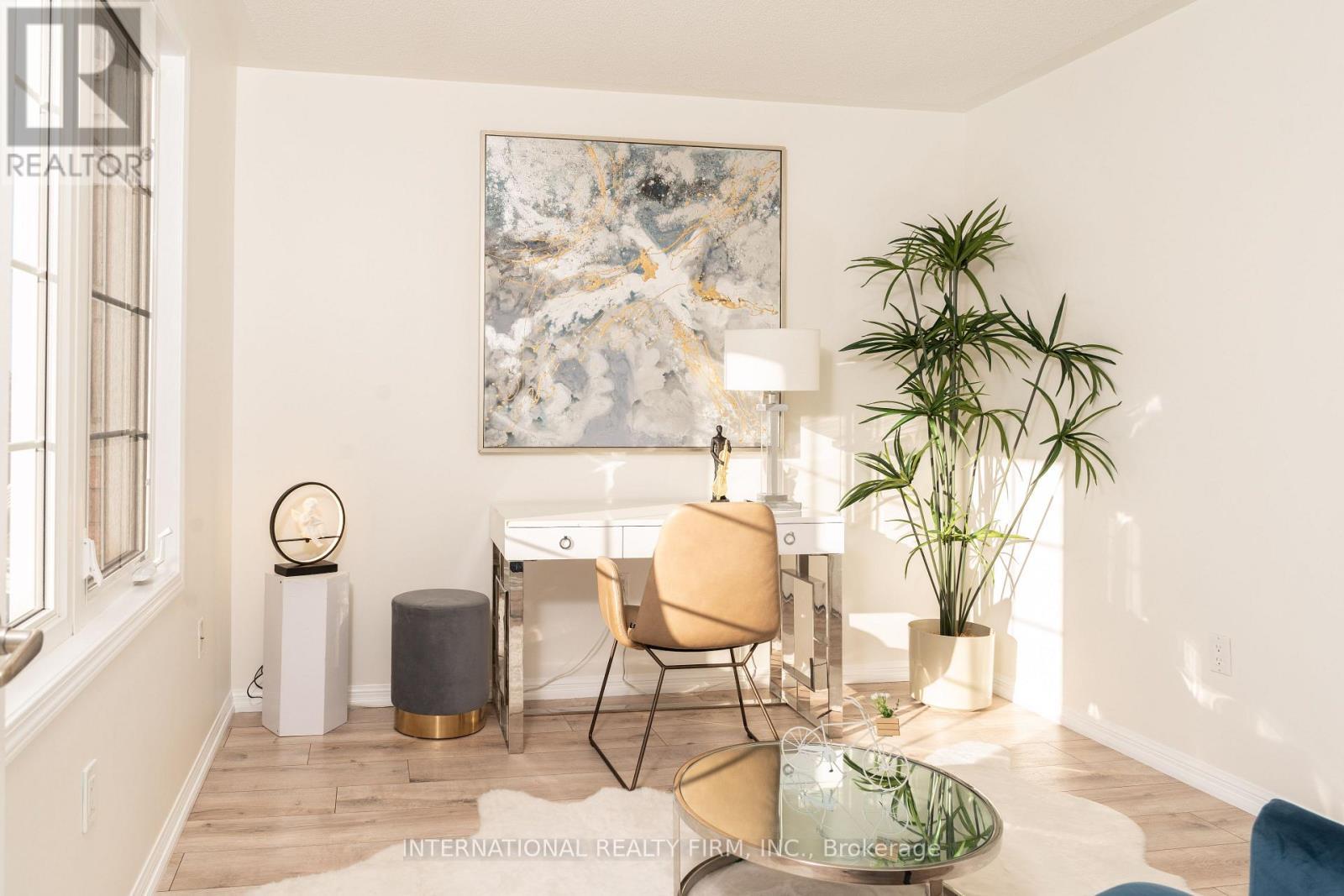 720 Stagg Gardens, Milton, ON - Indoor