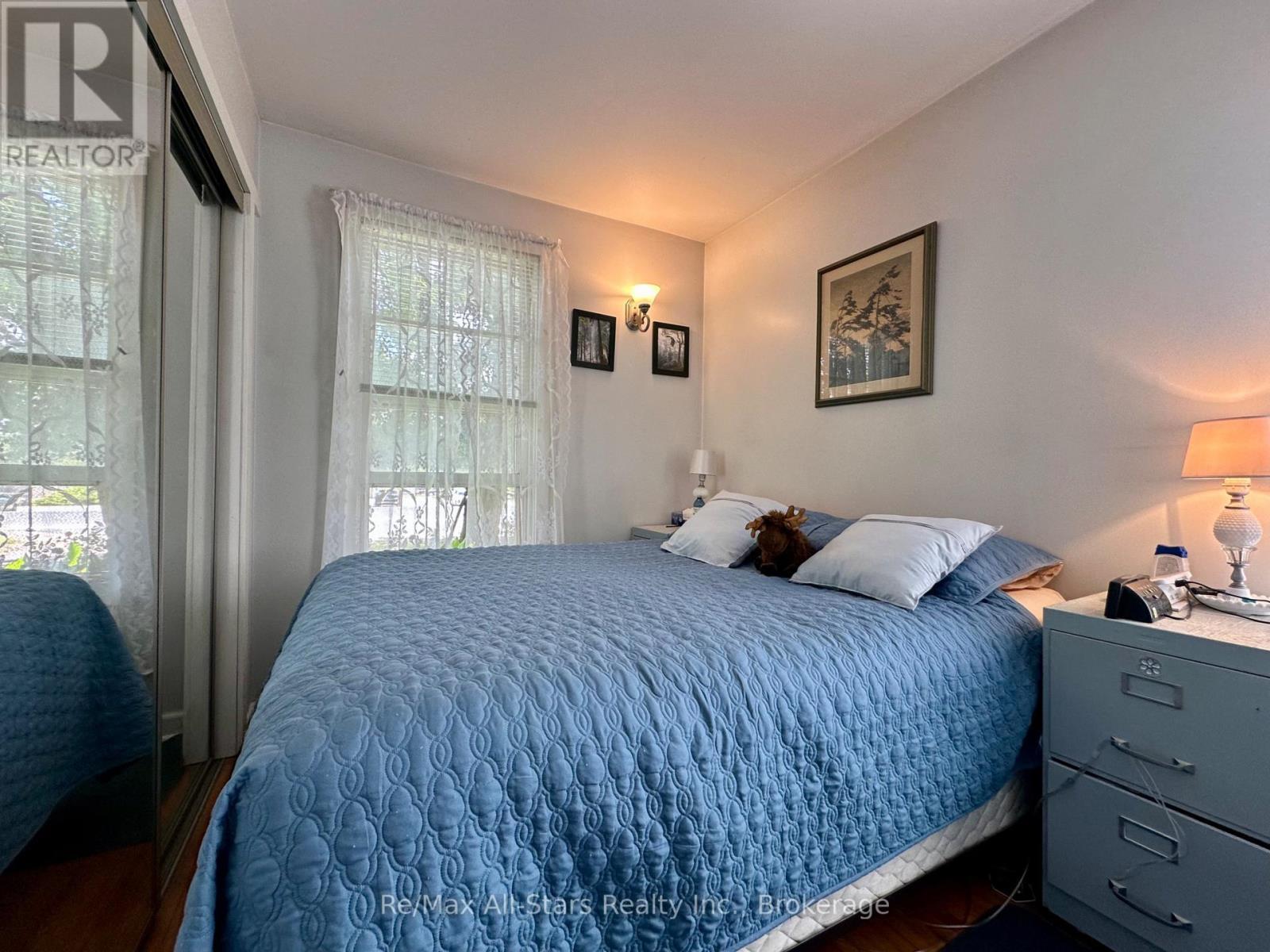 547 County Rd 36, Trent Lakes, ON - Indoor Photo Showing Bedroom