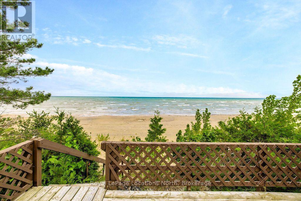 1864 Shore Lane, Wasaga Beach, ON - Outdoor With Body Of Water With View