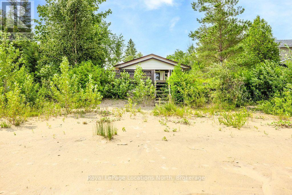 1864 Shore Lane, Wasaga Beach, ON - Outdoor