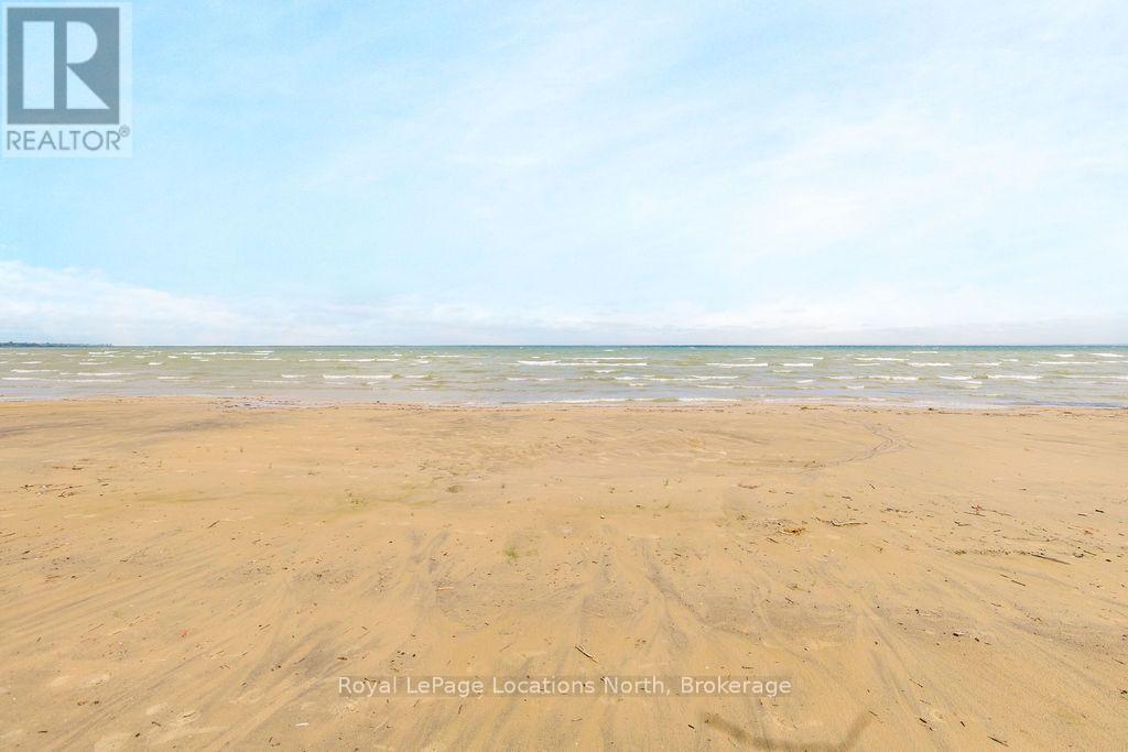 1864 Shore Lane, Wasaga Beach, ON - Outdoor With View