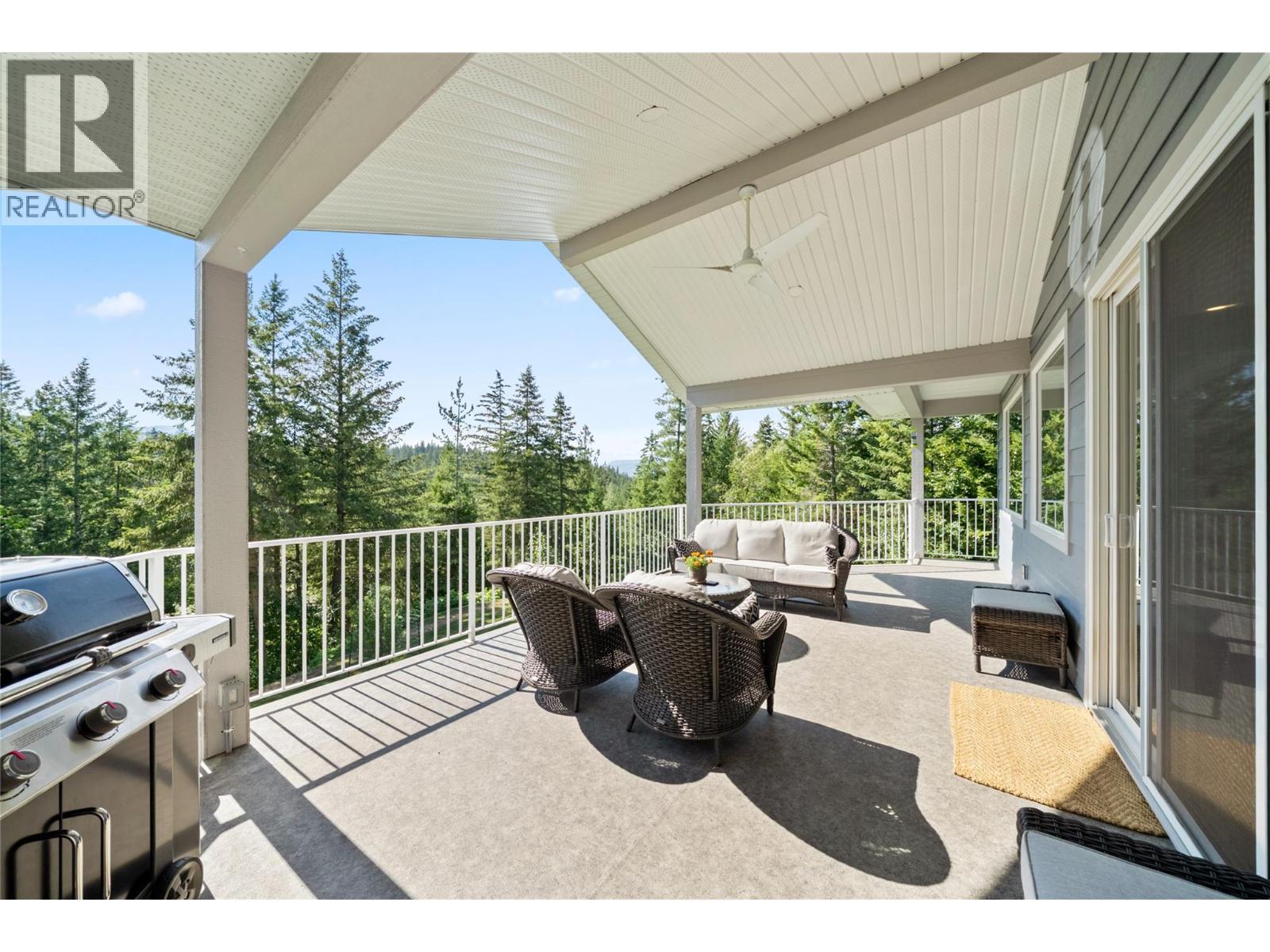 2592 Alpen Paradies Road Unit# 58, Blind Bay, BC - Outdoor With Deck Patio Veranda With Exterior