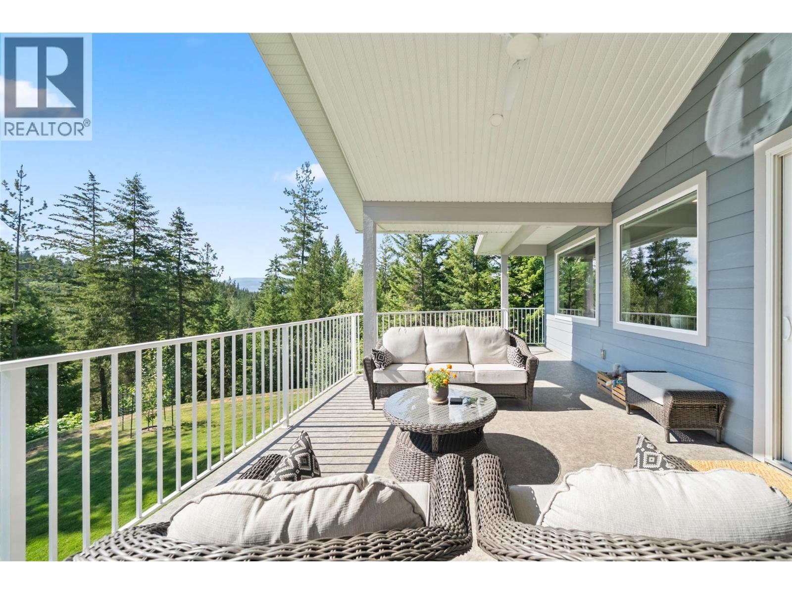 2592 Alpen Paradies Road Unit# 58, Blind Bay, BC - Outdoor With Deck Patio Veranda With Exterior
