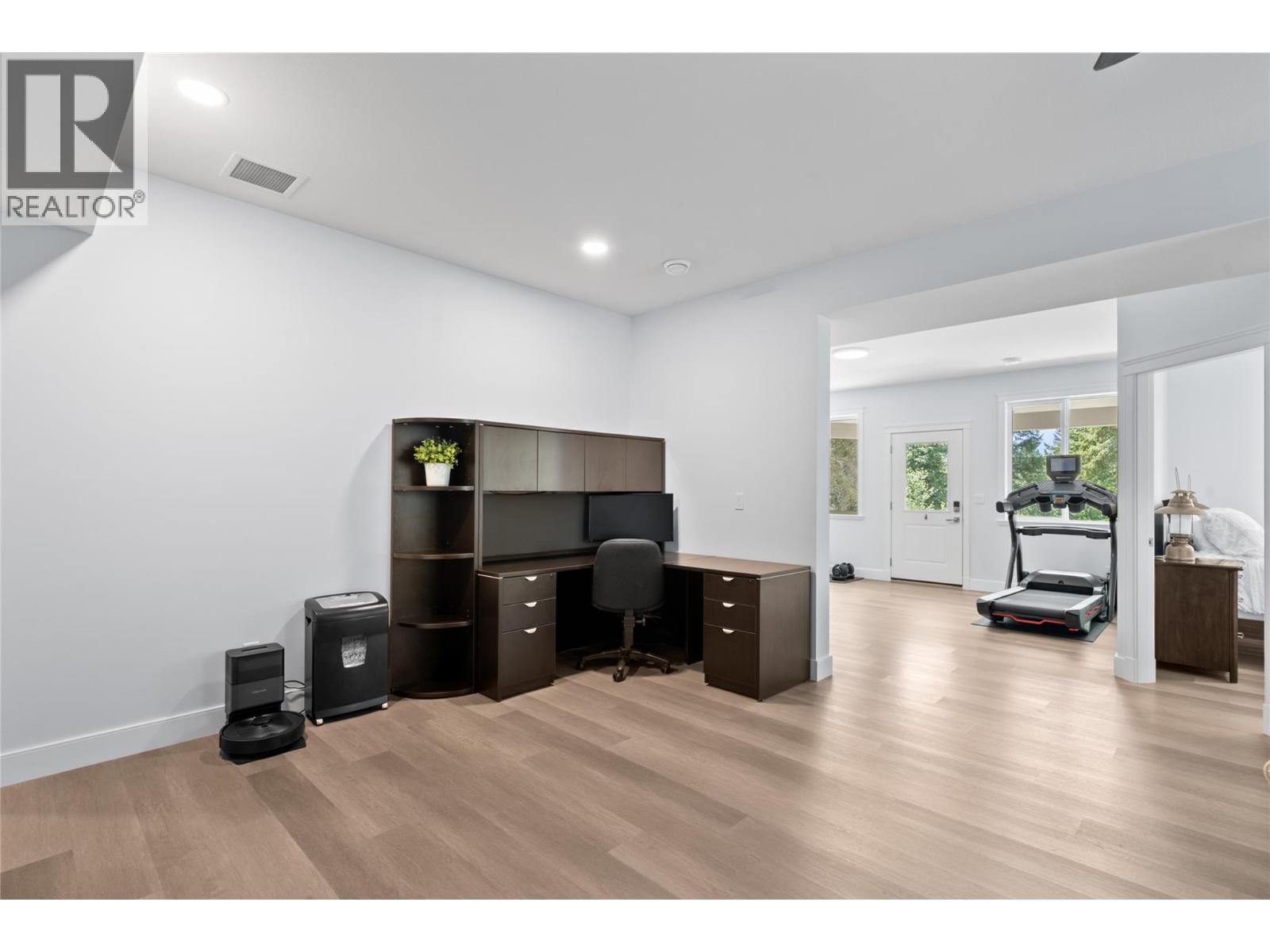 2592 Alpen Paradies Road Unit# 58, Blind Bay, BC - Indoor
