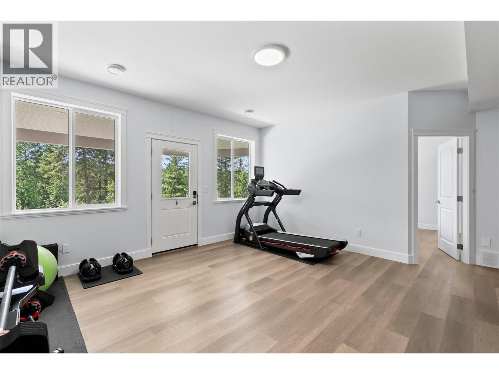2592 Alpen Paradies Road Unit# 58, Blind Bay, BC - Indoor Photo Showing Gym Room