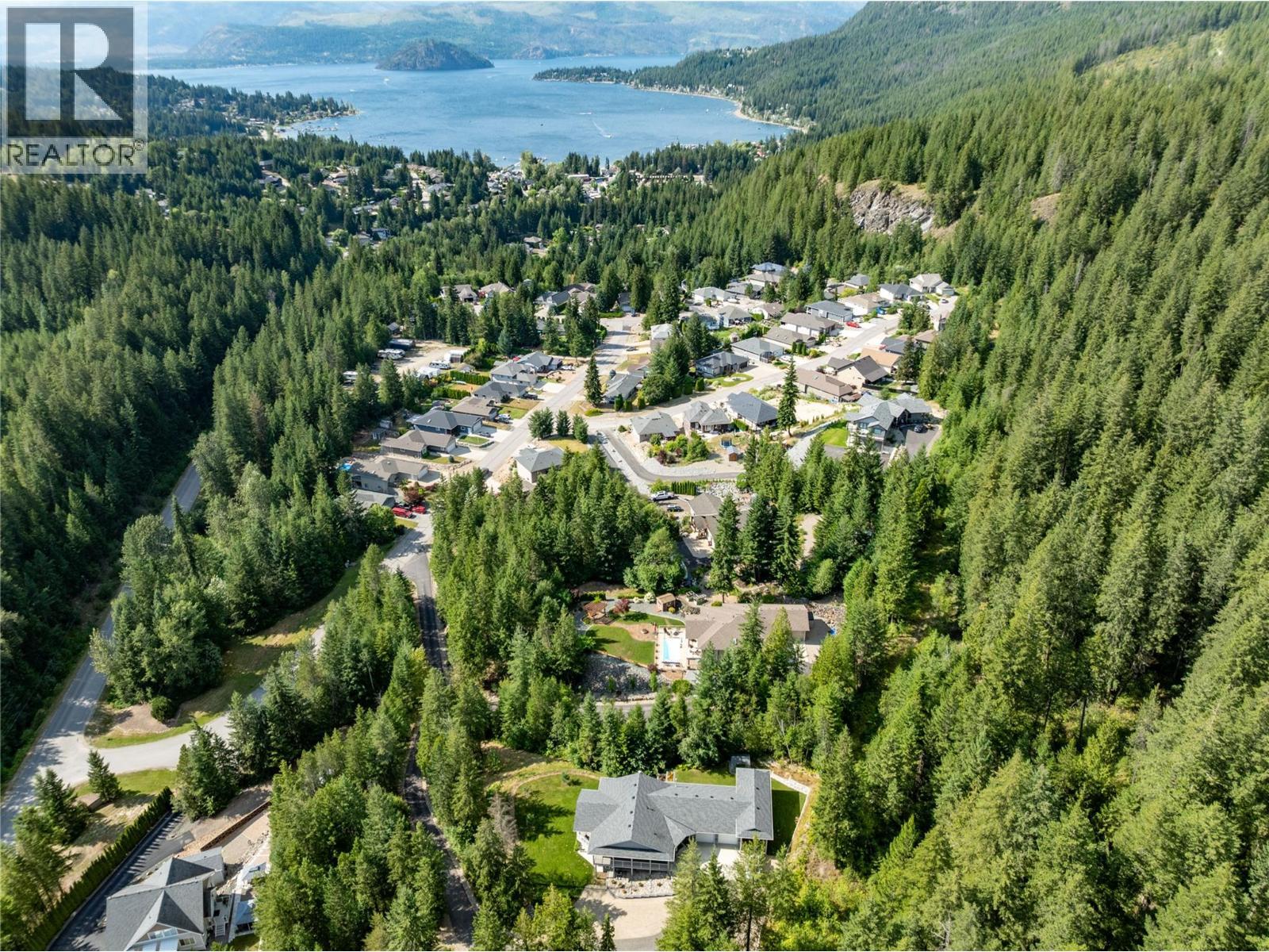 2592 Alpen Paradies Road Unit# 58, Blind Bay, BC - Outdoor With View
