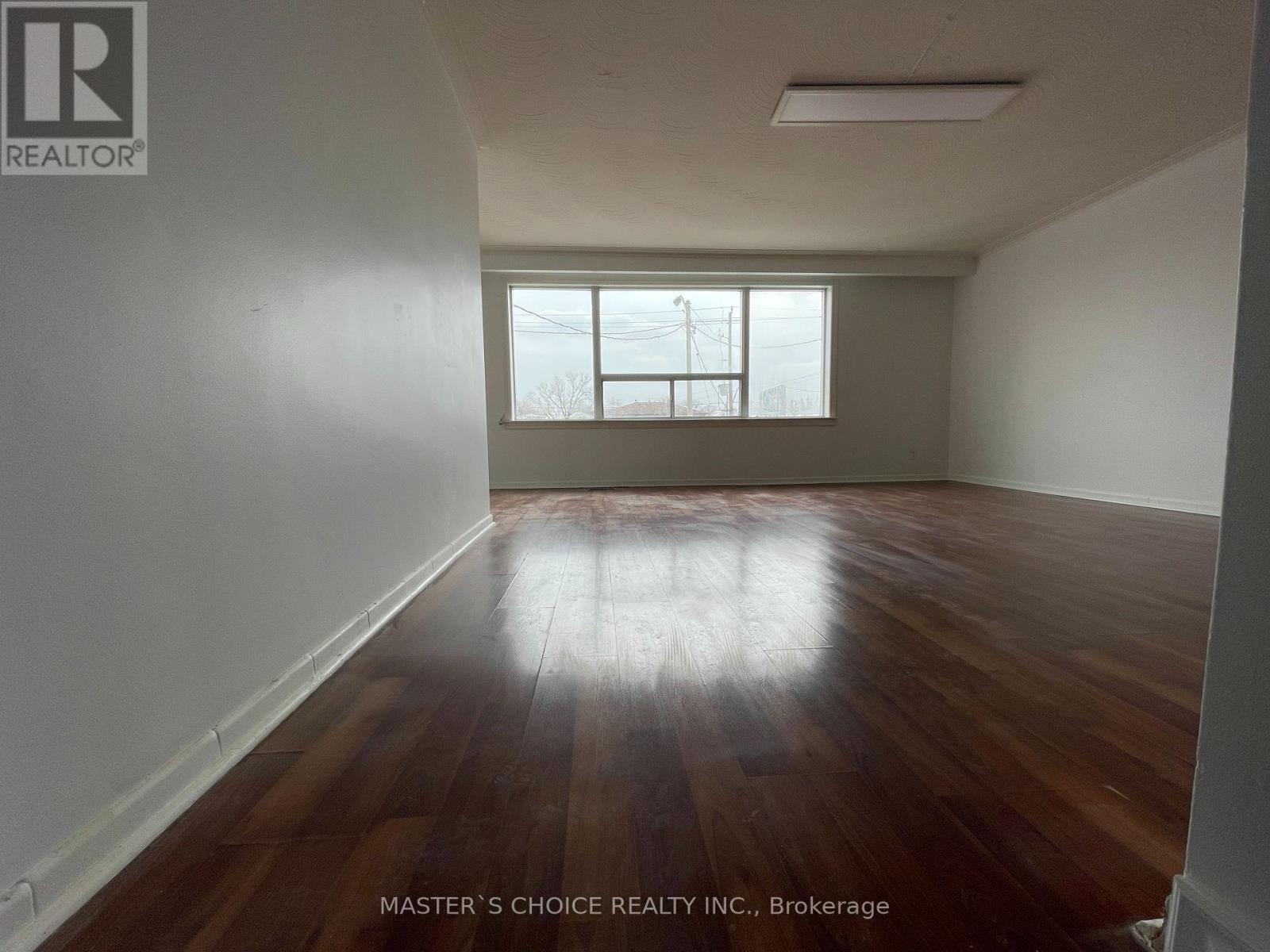 848-850 Wilson Avenue, Toronto, ON