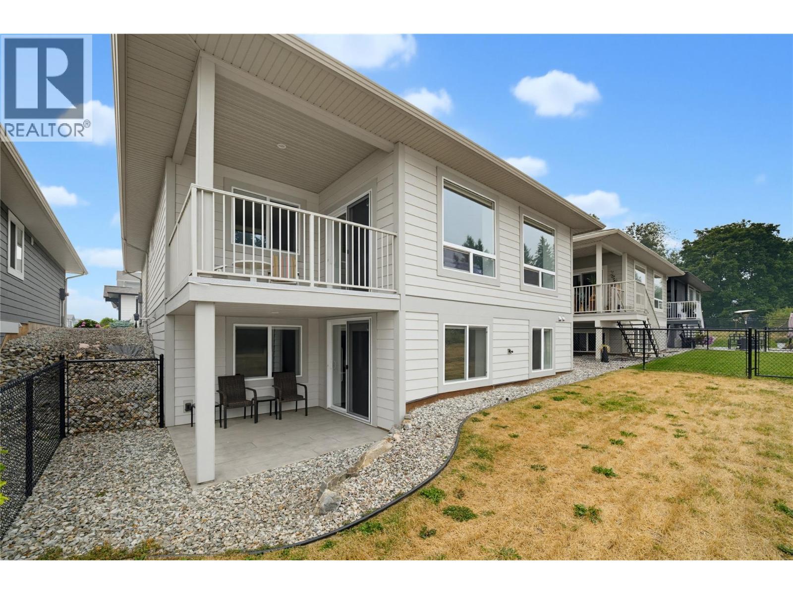 1791 10 Street Sw Unit# 27, Salmon Arm, BC - Outdoor With Exterior