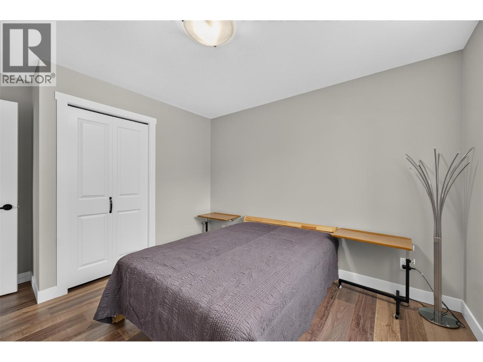 1791 10 Street Sw Unit# 27, Salmon Arm, BC - Indoor Photo Showing Bedroom