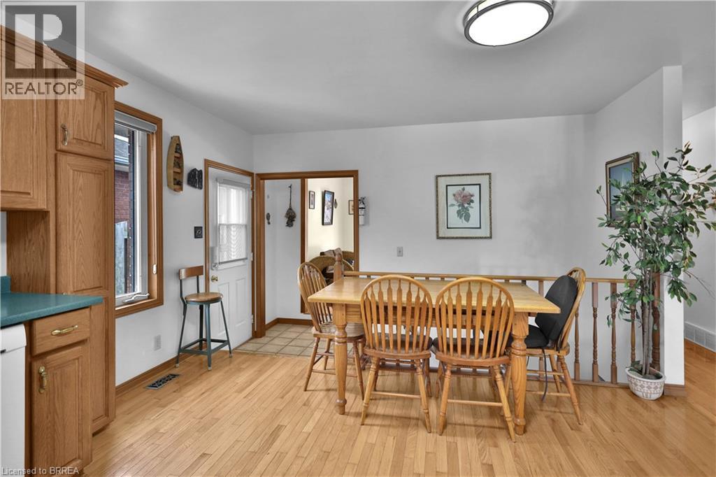 46 Anderson Avenue, Simcoe, ON - Indoor Photo Showing Dining Room