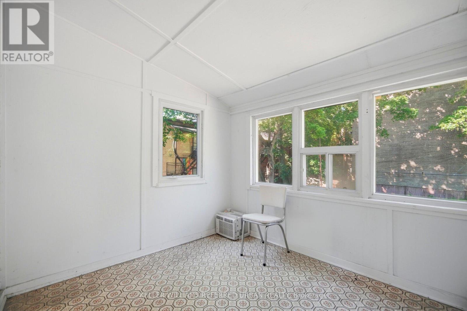 126 Close Avenue, Toronto, ON - Indoor Photo Showing Other Room